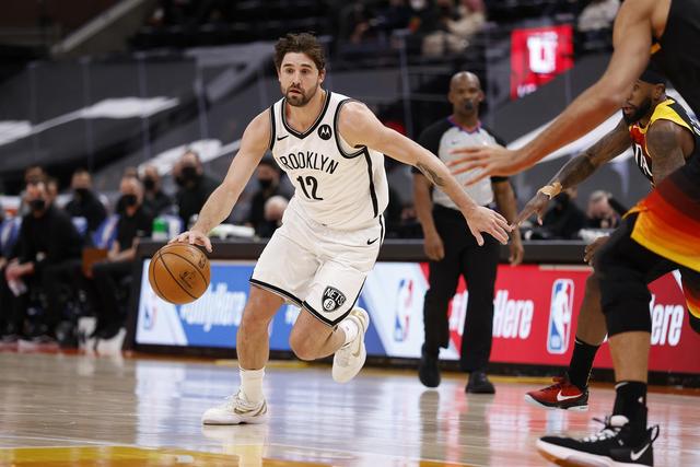 记者谈老佛爷金球奖言论：他患有梅西恐惧症